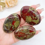 Dračí kámen 55×35 mm | energetický kámen | přírodní krystal