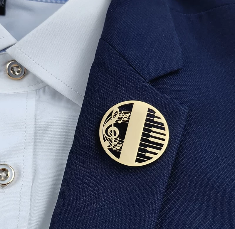 Basový klíč piano ocelová brož | notový odznak