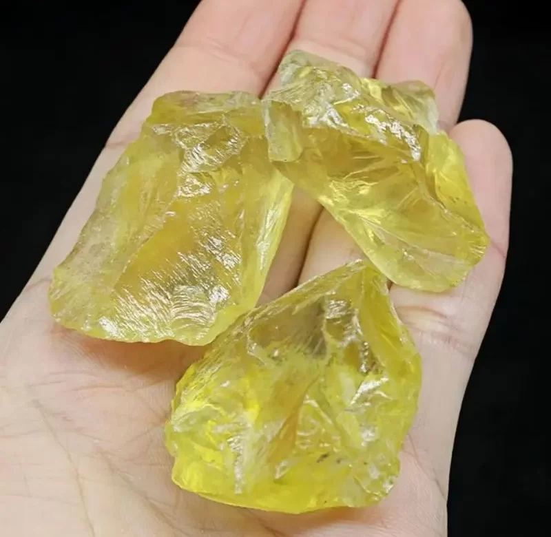 Přírodní citrín surový kámen žlutý minerál | kámen, domácí dekorace