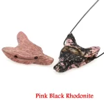 Růžový černý rodonit