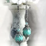 Kulaté visací náušnice se zelenými kameny | dámské šperky 2 ks