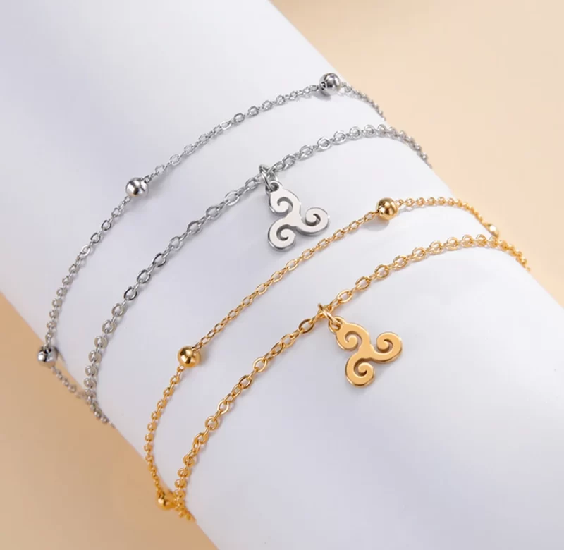 Keltský náramek s triskelionem | ocelový šperk | keltský amulet