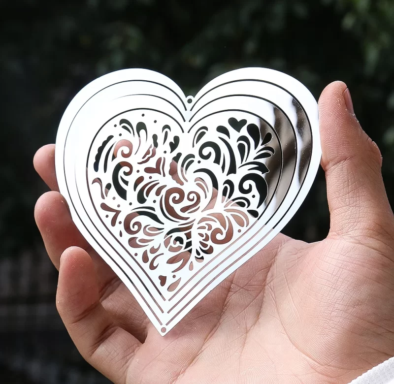 Větrný 3D spinner z nerezové oceli s motivem srdce | ozdobná dekorace | větrný spinner