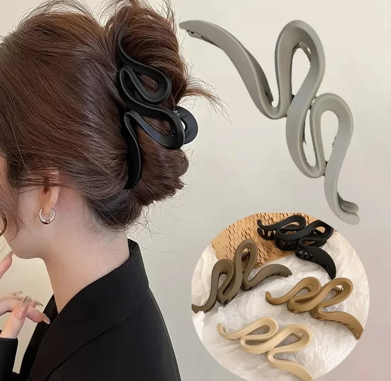 Francouzská spona do vlasů matná 13 cm | ozdobná spona