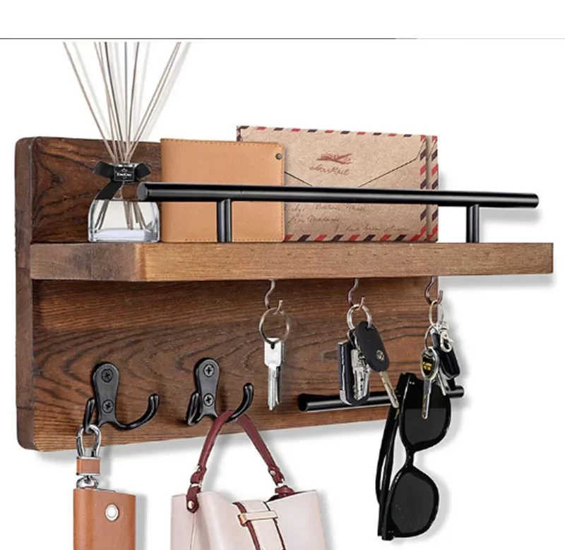 Dřevěný věšák s poličkou na klíče a kabáty | nástěnný věšák