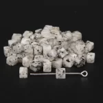 Černá tečka Jasper