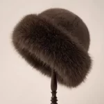 Hnědý