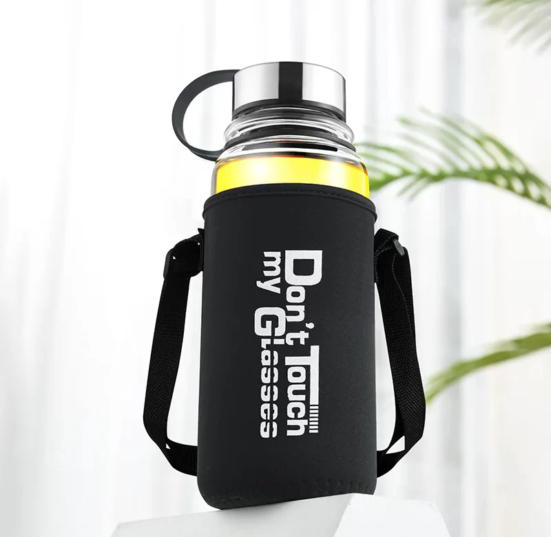 Skleněný hrnek s víčkem | kuchyňské potřeby