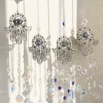 Lapač světla hamsa ruka | ochranný amulet, feng shui dekorace