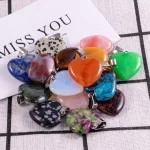 Přírodní krystal srdce reiki | Minerální kámen, šperk 1 ks