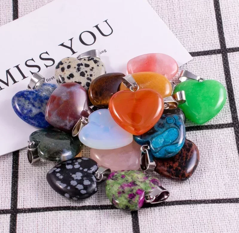 Přírodní krystal srdce reiki | Minerální kámen, šperk 1 ks