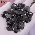 Přírodní amfibolit