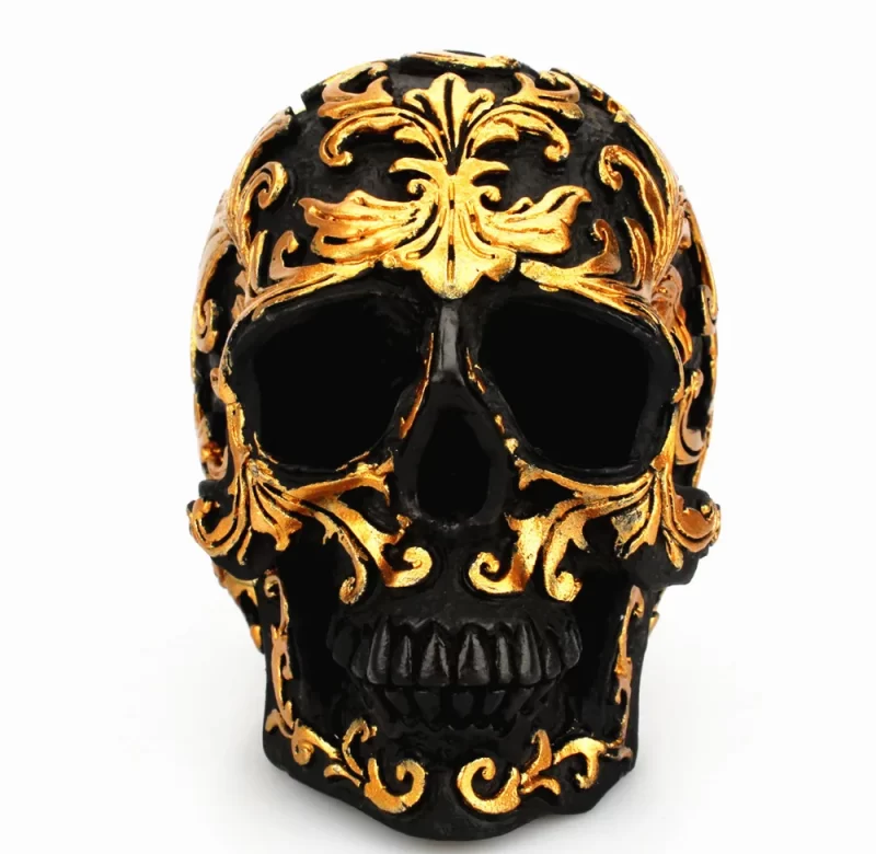Černá lebka s ruční rytinou na halloween | lebka dekorace, lebka soška