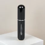 Lesklá černá 1 ks