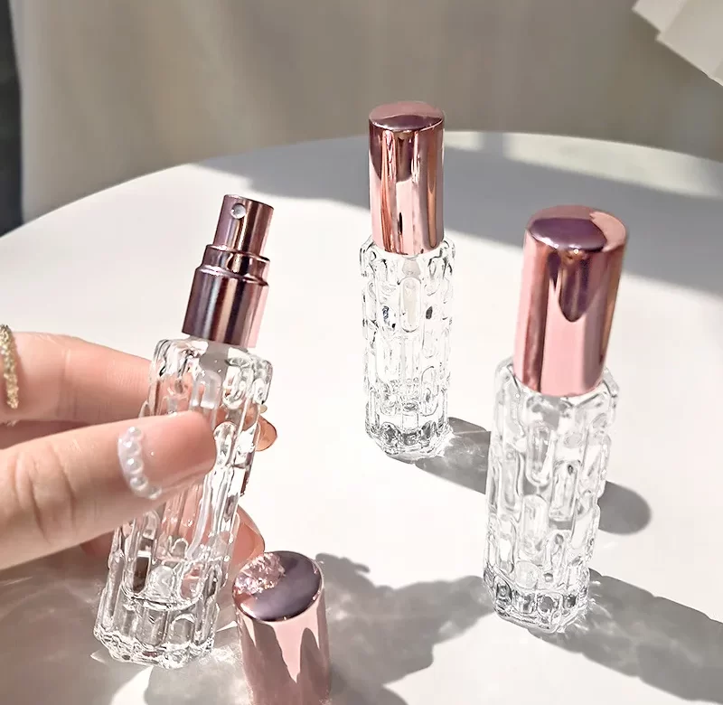 Mini skleněný flakon na parfém s rozprašovačem | cestovní lahvička