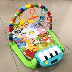 Hrací podložka s pianem a hrazdičkou pro miminka | dětská podložka, baby gym