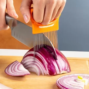 Kráječ cibule bez námahy a bez slz | kráječ cibule, kuchyňský držák