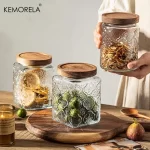Skleněná retro dóza s dřevěným víkem na potraviny | dóza, nádoba