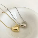 Stylový vintage náhrdelník s přívěskem srdce pro ženy | módní šperk, dámský choker