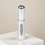 Lesklá stříbrná 1 ks