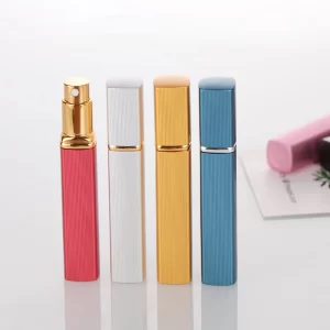 Plnitelný mini cestovní rozprašovač 12 ml | plnitelný flakon