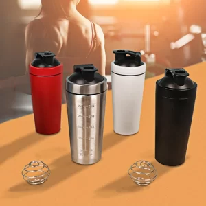 Nerezový fitness šejkr na protein s odměrkou | šejkr, sportovní láhev