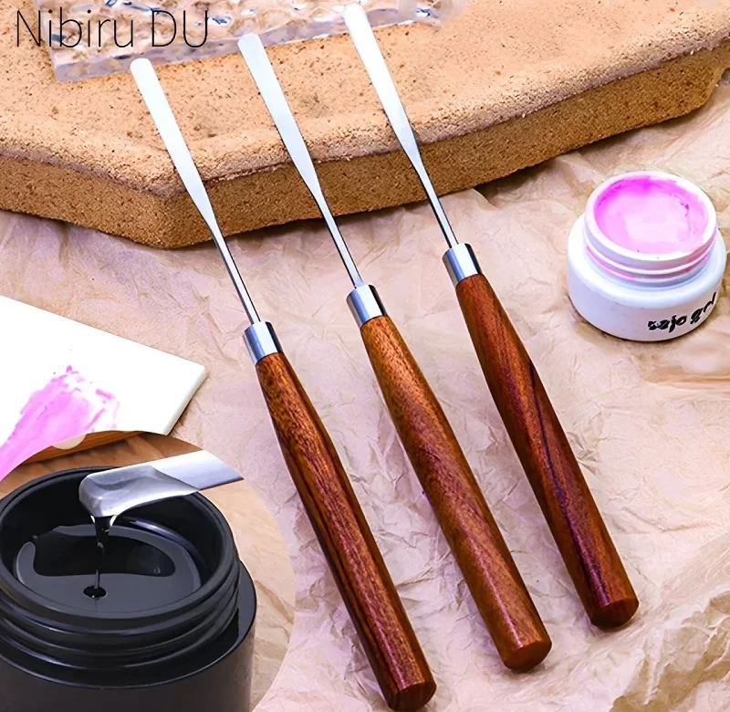 Kosmetická špachtle na nail art a gely | kosmetická pomůcka, manikúrní nástroj