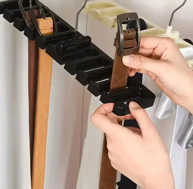 Otočný úložný věšák na pásky a kravaty | organizér