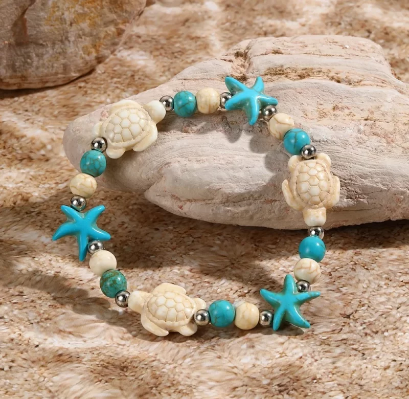 Mořský náramek s mušlemi a hvězdicí | korálkový náramek, pletený náramek