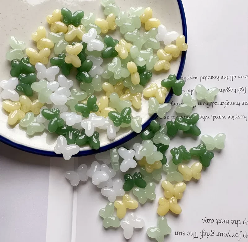 Přírodní motýlí korálky z jadeitu a achátu | šperkové komponenty 10 ks