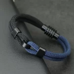 černá námořnická modrá