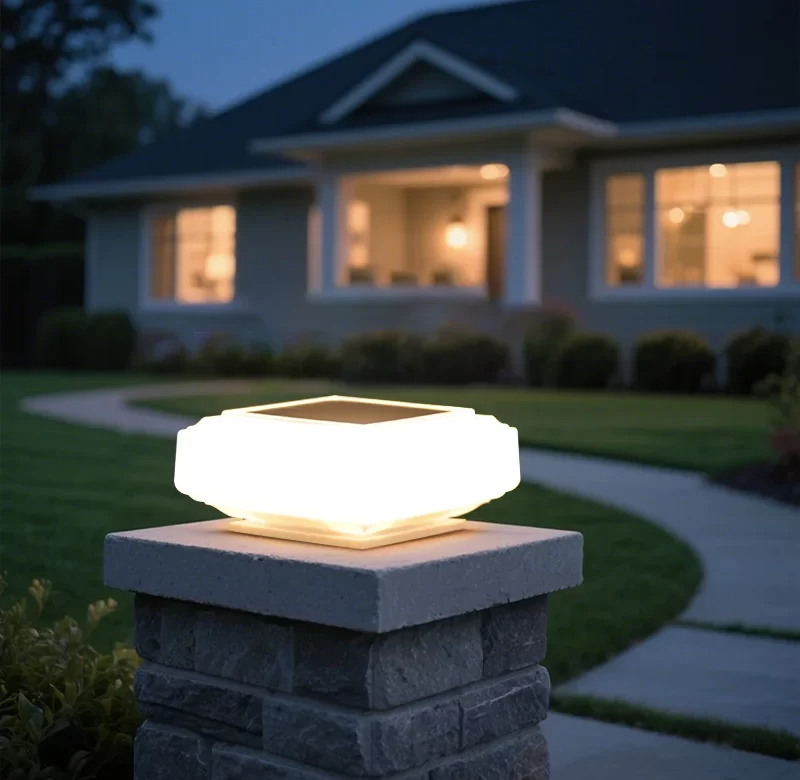 Solární venkovní světlo s automatickým senzorem | zahradní osvětlení