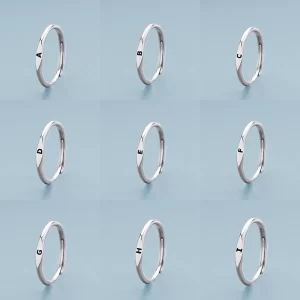 Minimalistický nastavitelný prsten s písmenem | dámský doplněk