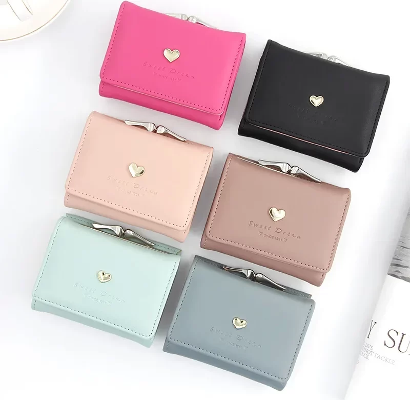 Pastelová srdíčková retro peněženka dámská | barevná peněženka, kožená peněženka