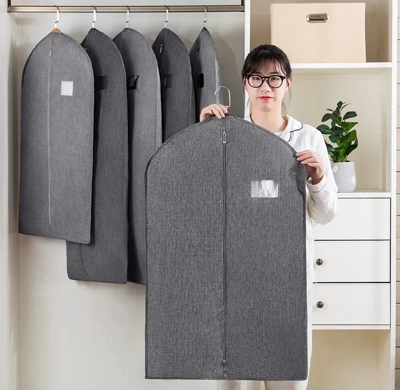 Prodyšný závěsný obal na kabát | obal na šaty, ochranný vak