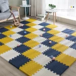 Bílá-žlutá-tmavomodrá