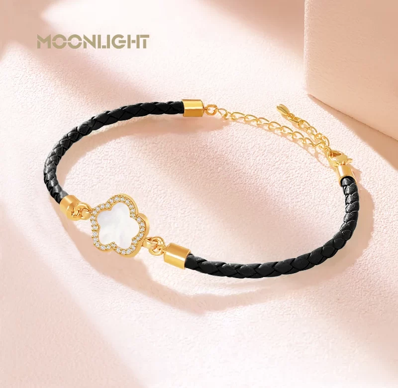 Kožený náramek s přívěskem čtyřlístku | dámský šperk, kožený náramek