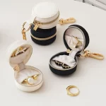 Mini cestovní šperkovnice s kroužkem | šperkovnice, úložný box