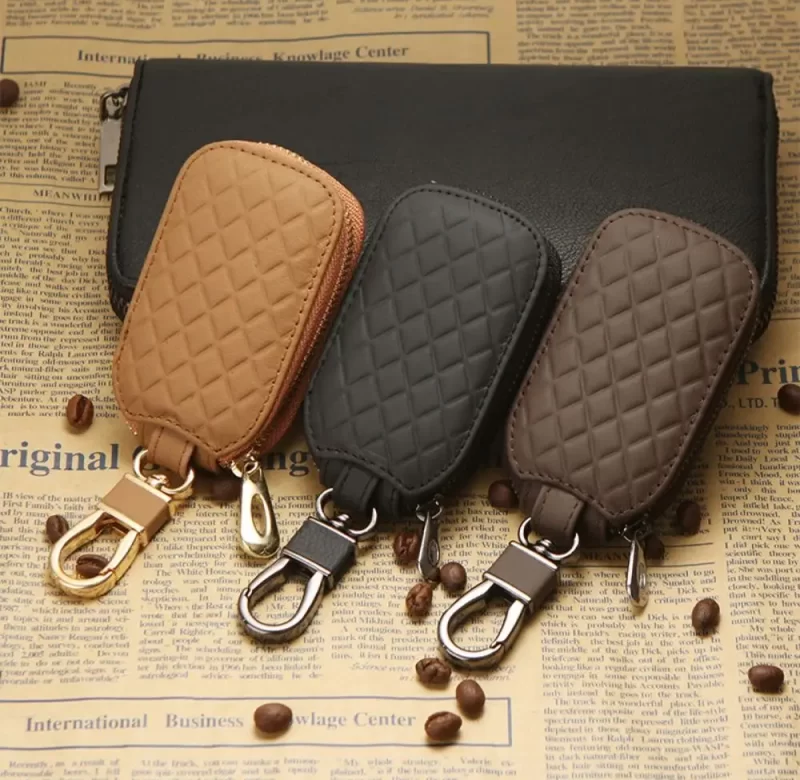 Koženový obal na klíče s karabinou | klíčenka, obal na klíče