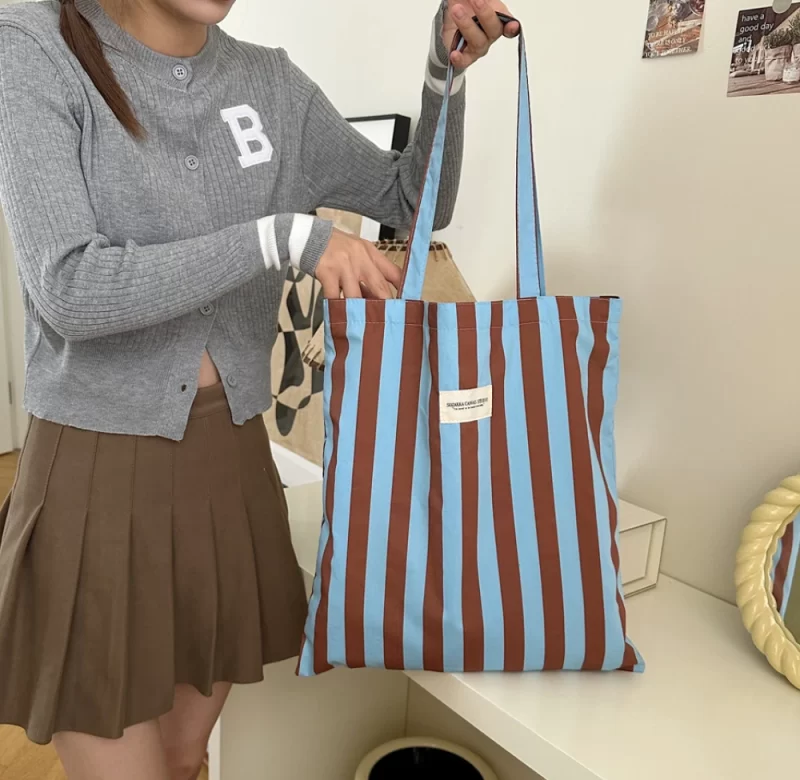 Vintage pruhovaná plátěná dámská taška přes rameno | nákupní taška, cestovní taška