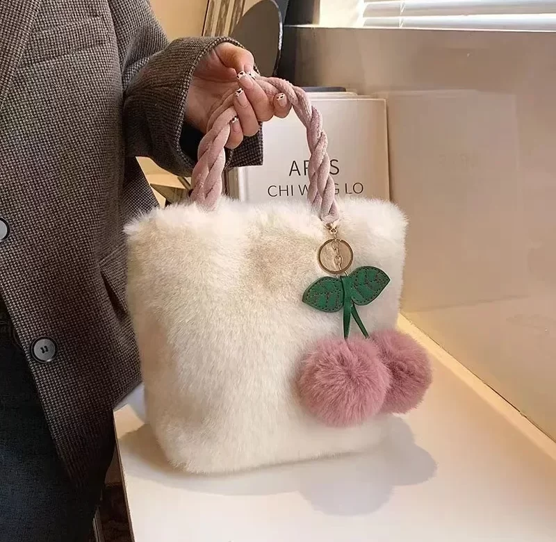 Zimní mini chlupatá kabelka na rameno | dámská kabelka, malá kabelka