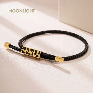 Černý leopardí náramek s nastavitelným páskem | dámský náramek, módní doplněk