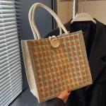 Oranžové tlačítko