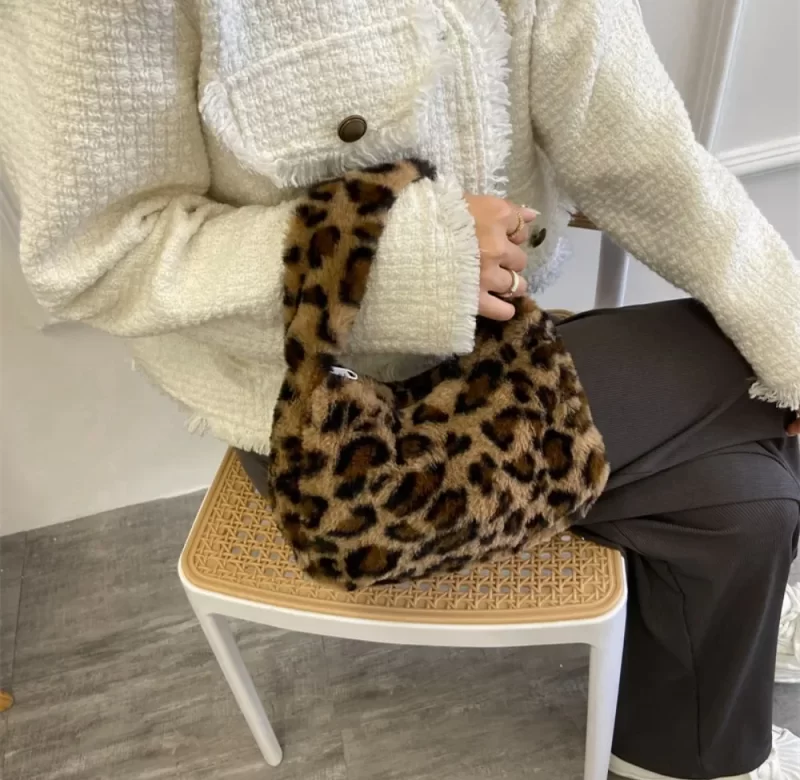 Měkoučká ramenní taška s leopardím vzorem | dámská kabelka, taška přes rameno