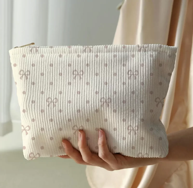 Růžová taštička s mašlí na zip | kosmetická taštička, makeup organizér