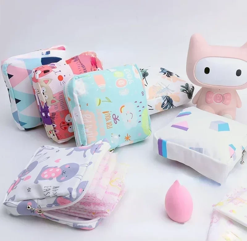 Praktická malá taštička na vložky | hygienická taštička, kosmetická taštička