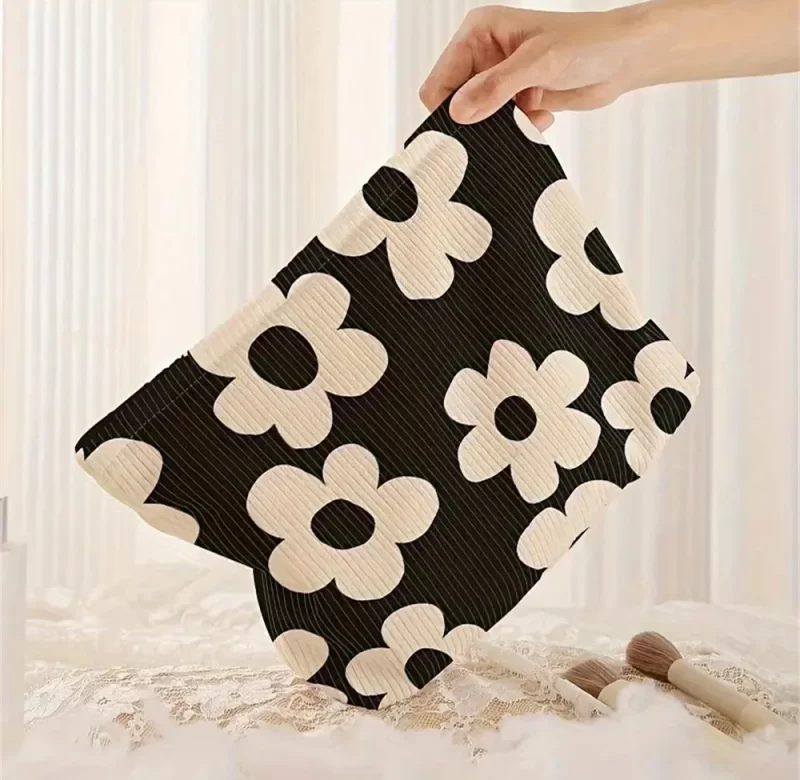 Kosmetická taštička s květinovým vzorem | kosmetická taštička, úložná taštička