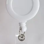 Čistá barva bílá