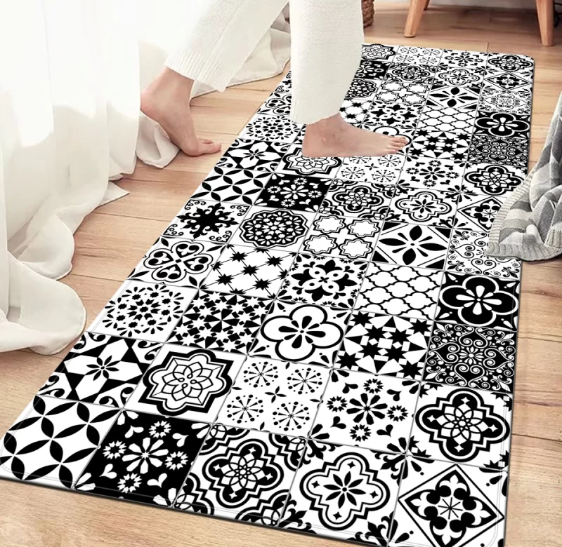 Patchwork koberec do ložnice šedý | koberec, dekorace