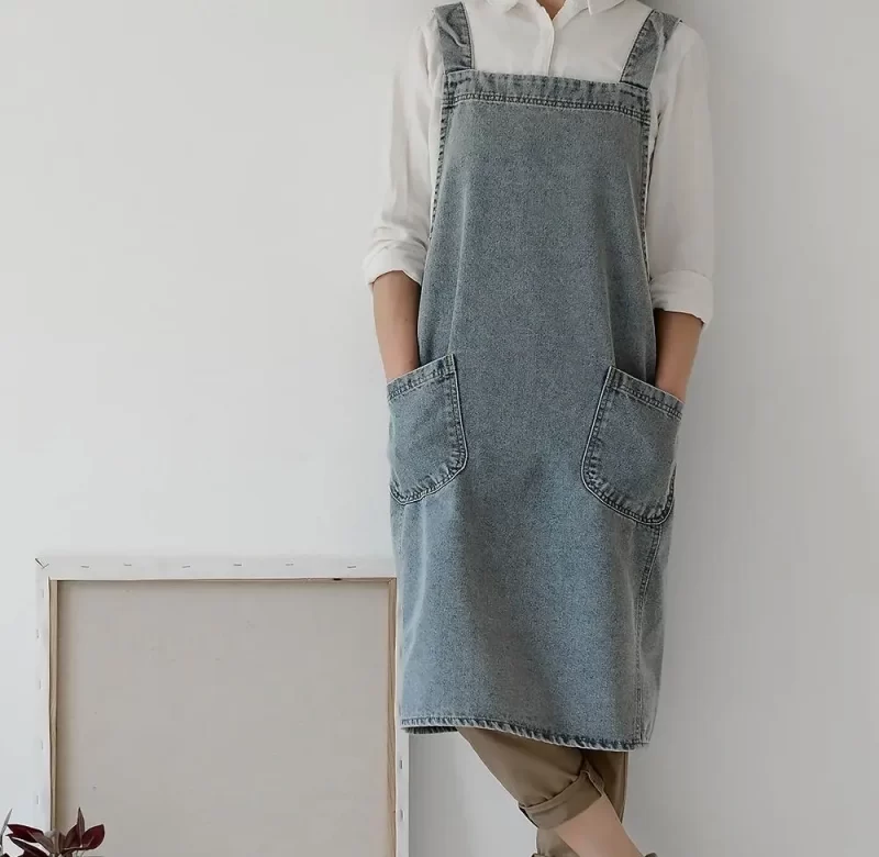 Elegantní džínová zástěra s kapsami | kuchyňská zástěra, pracovní zástěra